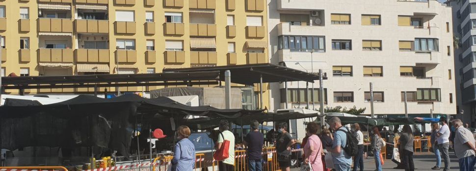 Balanç molt positiu a Benicarló del primer Mercat del Dimecres de fruita i verdura