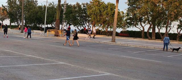 El passeig de Vinaròs també reviscola de tarda