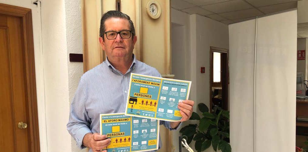 L’Ajuntament d’Alcalà-Alcossebre disposa cartells indicatius sobre aforament i pràctiques segures per a locals