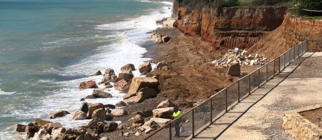 Comencen les obres de continuació de la passarel·la de fusta a la costa Nord de Benicarló