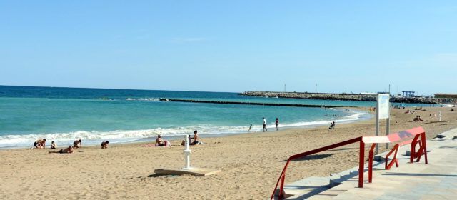 El turismo aspira a salvar el verano con reservas de ultimísima hora