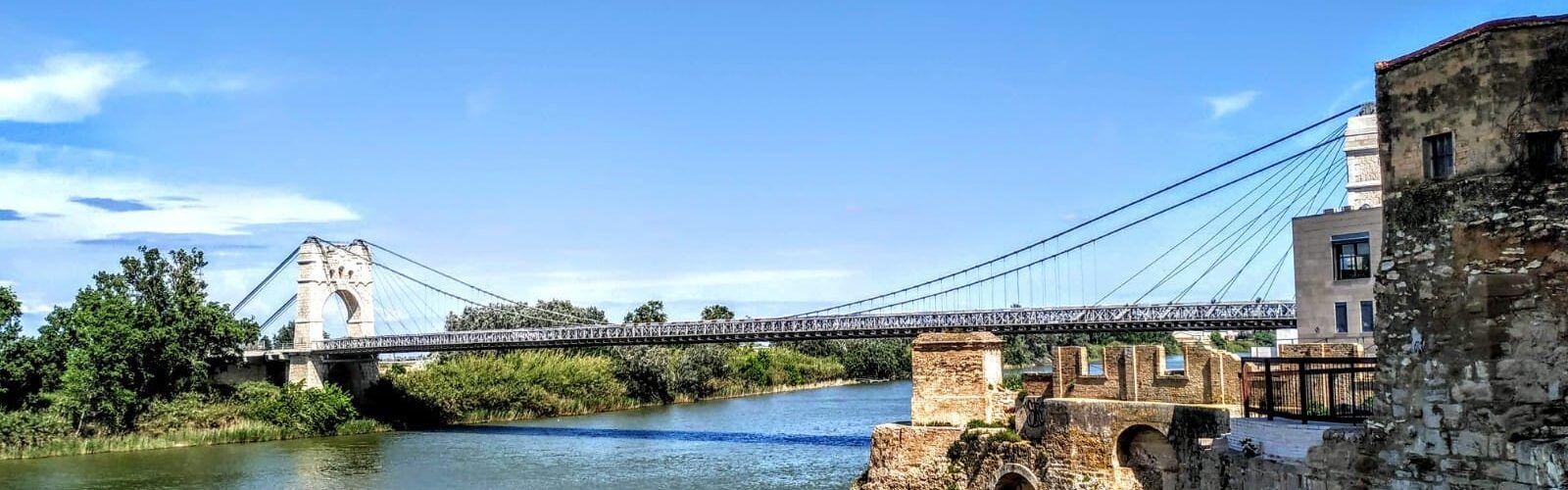 Fotos: L’Ebre, al seu pas per Amposta i el pont penjant