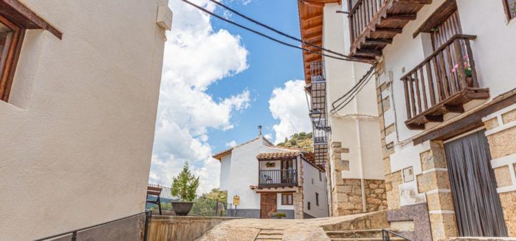 Fotos i vídeo: Vallibona, vist per Albert Gavaldá