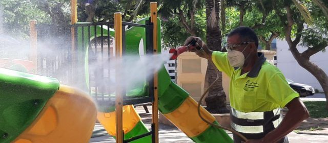 L’Ajuntament d’Alcanar obre tots els parcs infantils del municipi