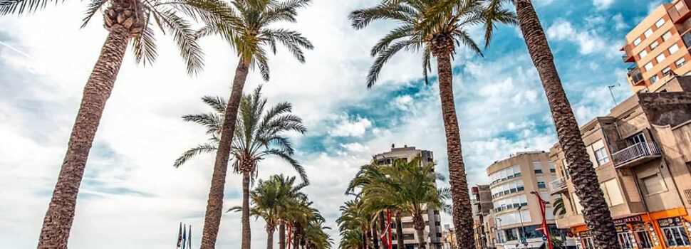 Vinaròs adequa el passeig marítim