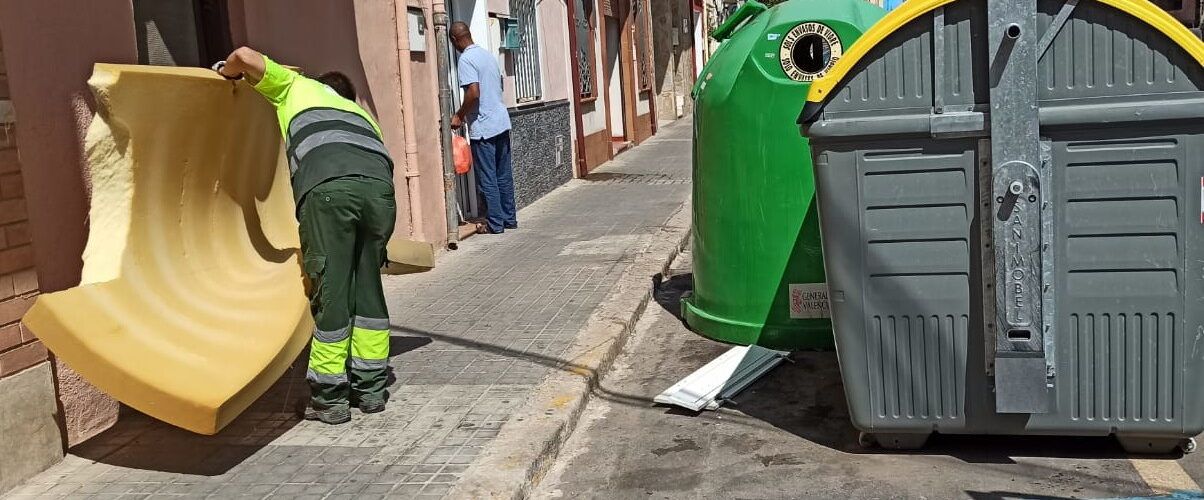 Benicarló posa en marxa una campanya per a frenar l’abandonament de residus