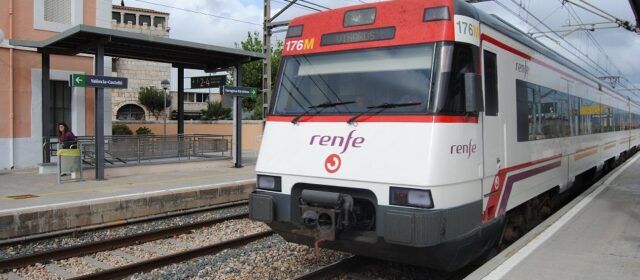 El Ayuntamiento de Alcalà-Alcossebre solicita que se recuperen los trenes eliminados con Castellón
