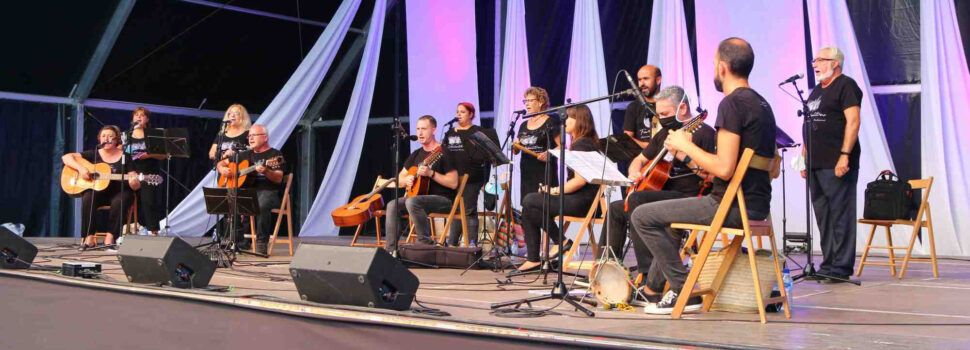 Festes a Benicarló amb la música tradicional de Fartabelitres