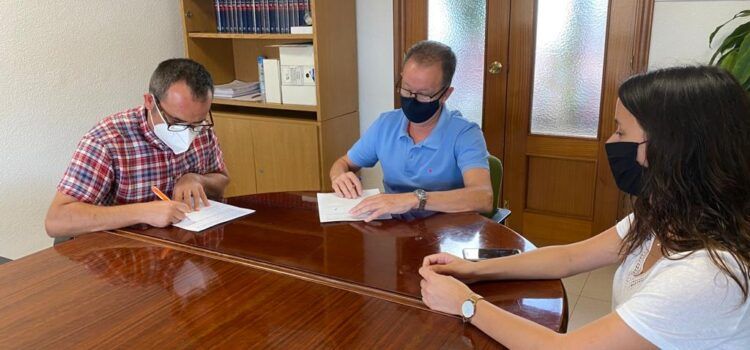 L’Ajuntament d’Alcalà-Alcossebre i l’IES Serra d’Irta renoven el conveni de col·laboració del Programa Aula Compartida