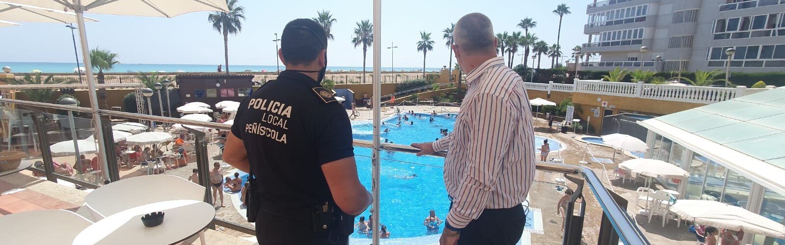 La Policia Local de Peníscola col·labora amb el sector turístic per l’acompliment de la normativa de prevenció i seguretat