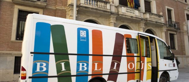 El Bibliobús de la Diputació reprén l’activitat demà dilluns amb un estricte protocol anticovid