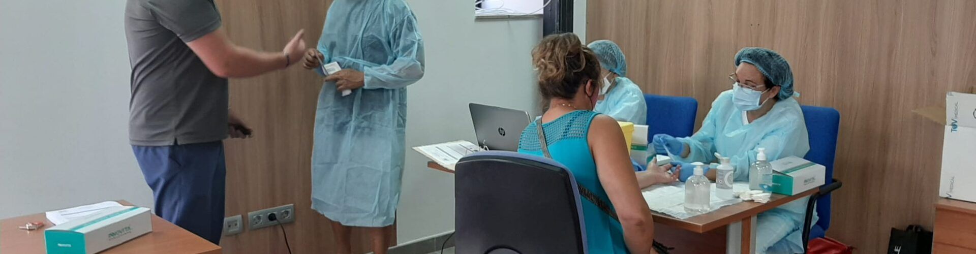 Sant Jordi realitza test ràpids a alumnes, docents i personal del col·legi per a un inici de curs segur