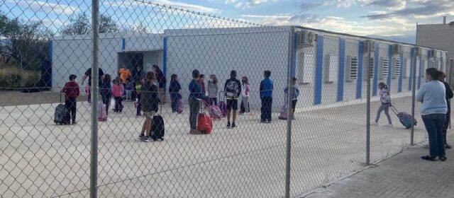Els xiquets i xiquetes de Canet lo Roig tornen a les aules