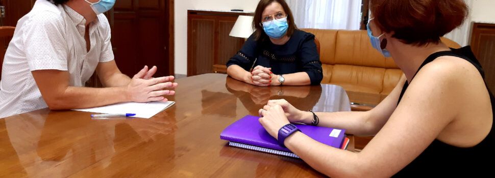 Benicarló avança en la gestió dels principals projectes educatius