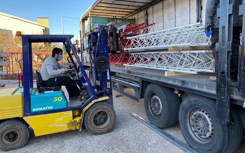 Comencen els treballs d’instal·lació d’una torre eòlica a Tírig