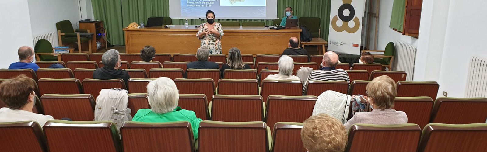 21 alumnes de Vilafranca emprenen el curs de l’UJI per a majors sense desplaçaments