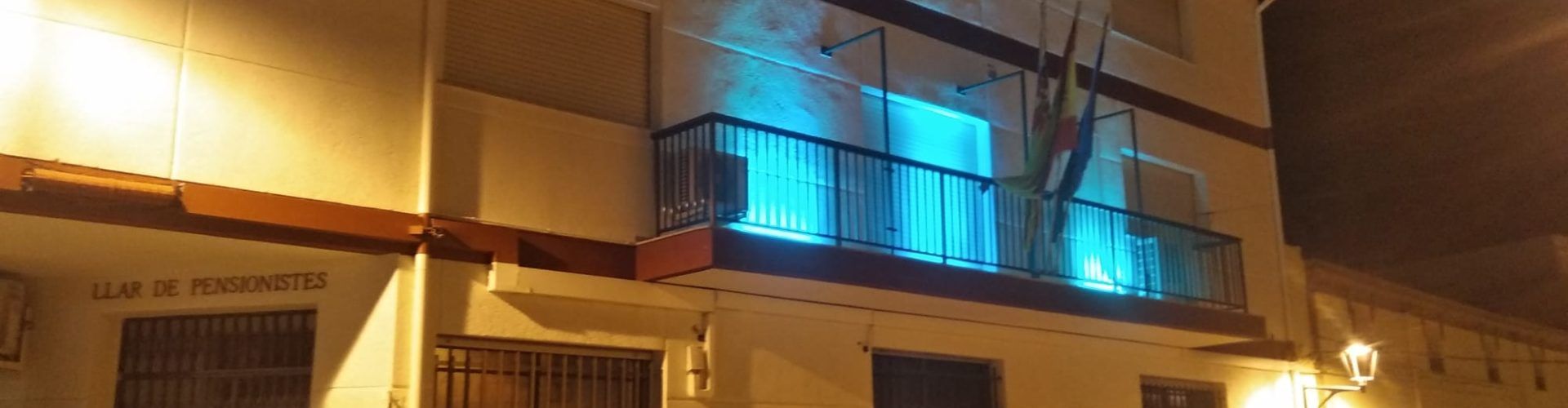 L’Ajuntament de Càlig es tenyeix de blau pel Dany Cerebral Adquirit