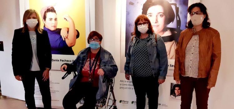 Serveis Socials de Benicarló reivindica amb una exposició els drets de les dones amb discapacitat intel·lectual
