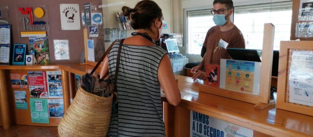 Les oficines d’informació turística de Peníscola atenen més de 25.000 consultes aquest estiu