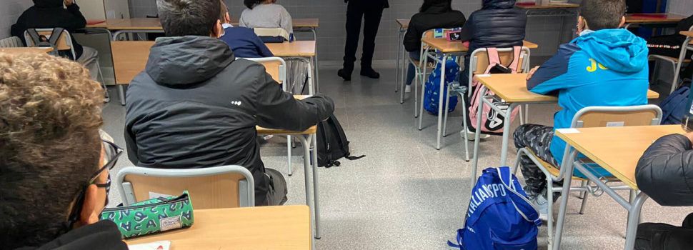 L’Ajuntament d’Alcalà-Alcossebre continua les xarrades preventives contra l’assetjament escolar als alumnes de l’IES Serra d’Irta