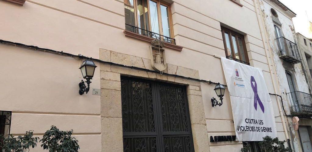 Alcalà-Alcossebre se sumen al tancament d’instal·lacions i evitar desplaçaments innecesaris per la covid-19