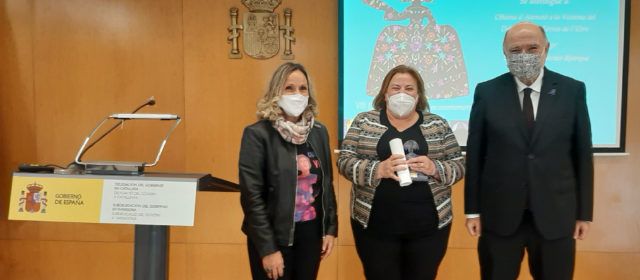 Joan Sabaté entrega el reconocimiento Meninas 2020 a la Oficina de Atención a la Víctima del Delito de Terres de l’Ebre