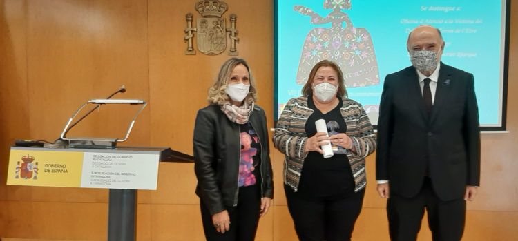 Joan Sabaté entrega el reconocimiento Meninas 2020 a la Oficina de Atención a la Víctima del Delito de Terres de l’Ebre