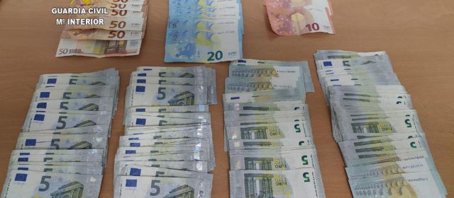 Detenidos “in fraganti” por tratar de estafar en dos establecimientos por el método del timo del cambio en Alcalá de Xivert