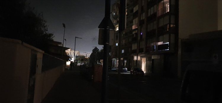 Fotos: carrers sense llum a Vinaròs
