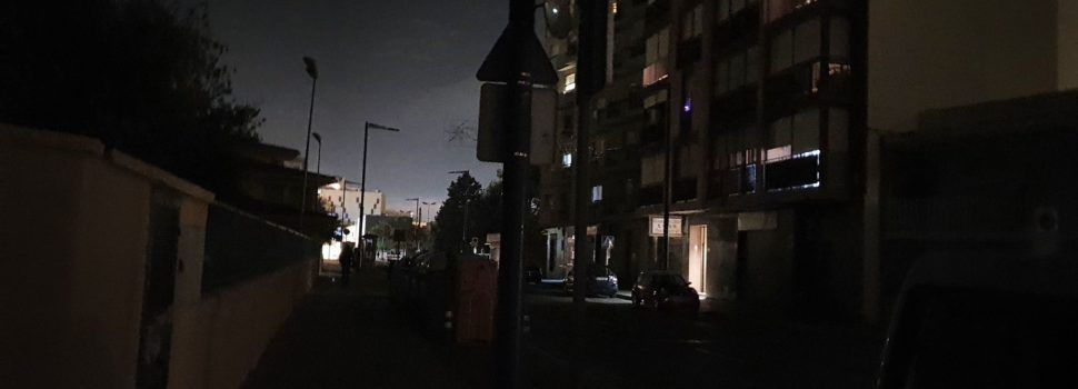 Fotos: carrers sense llum a Vinaròs