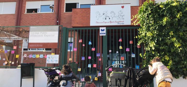 Fotos: Dia Contra la Violència de Gènere, al col·legi Baix Maestrat de Vinaròs