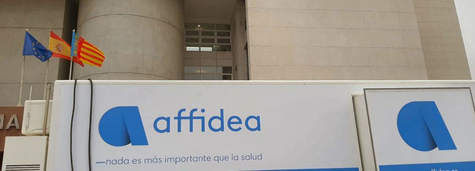 Unitat mòbil de TAC a l’Hospital de Vinaròs, mentre es munta el nou TAC