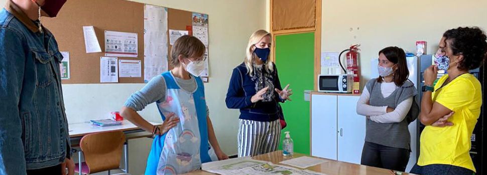 El Ayuntamiento de Peñíscola consensúa con el equipo directivo del centro el proyecto de ampliación del colegio 