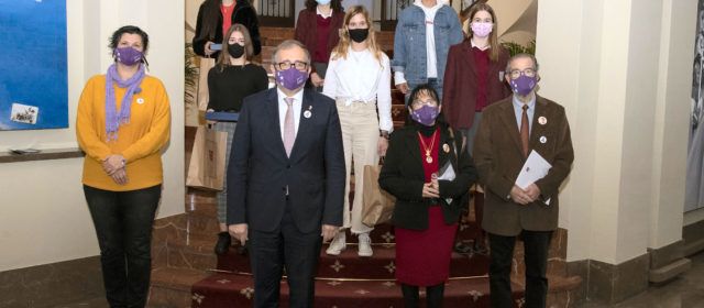 La Diputació de Castelló fa sentir la seua veu en contra de la violència de gènere amb microrelats i la lectura de la declaració institucional