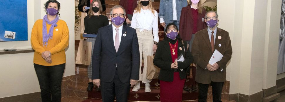 La Diputació de Castelló fa sentir la seua veu en contra de la violència de gènere amb microrelats i la lectura de la declaració institucional
