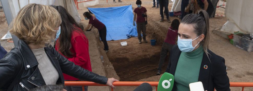 La diputada de Memòria Històrica, Tania Baños, qualifica “d’històric” el treball de recuperació de la dignitat de 36 persones víctimes del franquisme, una de Vinaròs
