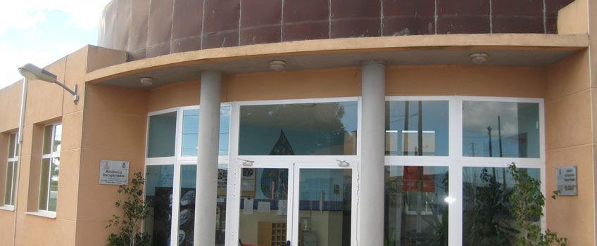 El brot del Centre Geriàtric de Benicarló ja afecta 12 persones, mentre que es detecten 2 casos a la residencia El Collet