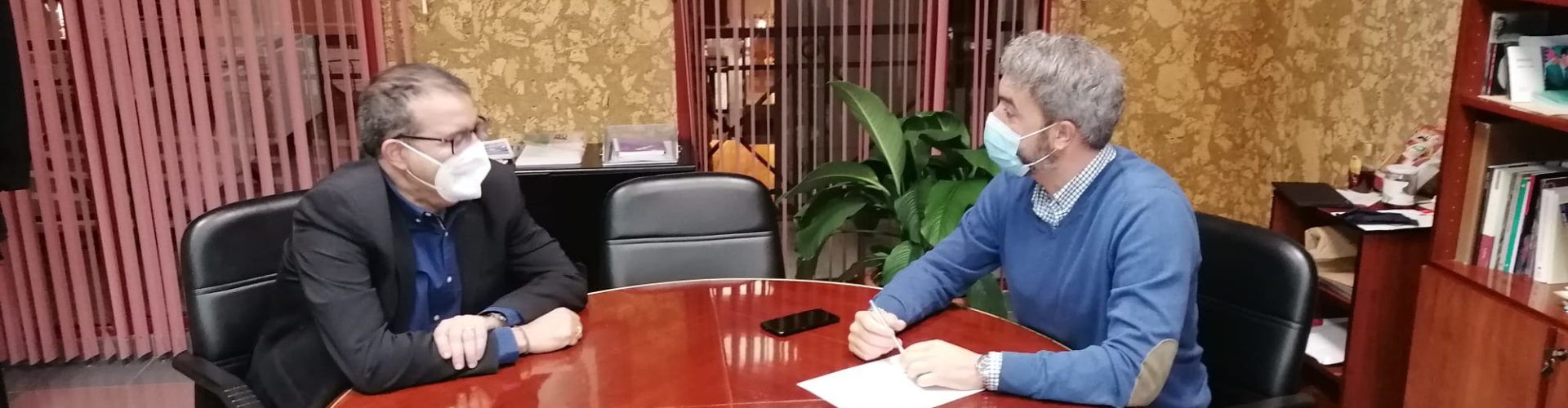 L’Ajuntament d’Alcanar i la Càtedra d’Economia de la Universitat Rovira i Virgili impulsaran un pla de recuperació econòmica