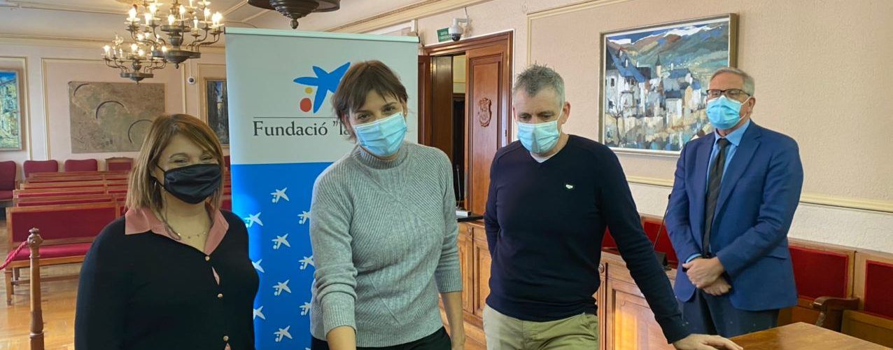 L’Obra Social la Caixa dona 5.000 euros al programa de salut bucodental de l’Ajuntament d’Amposta i Creu Roja