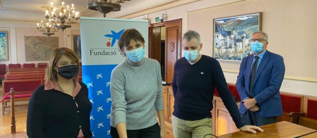 L’Obra Social la Caixa dona 5.000 euros al programa de salut bucodental de l’Ajuntament d’Amposta i Creu Roja