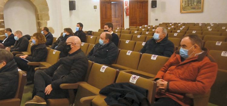 Trobada socialista a Morella per analitzar les mesures del govern central contra el despoblament