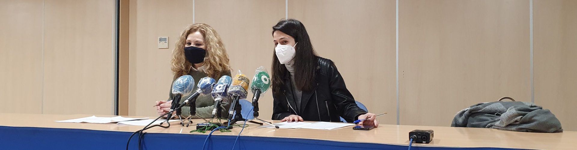 Vídeos: roda de premsa regidores de Vinaròs Anna Fibla i Maria Cano