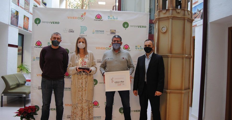Alcalà-Alcossebre renova les tres flors d’honor atorgades per Viles en Flor