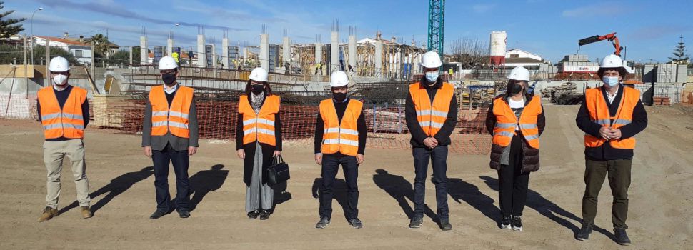 El conseller Marzà visita les obres del col·legi Jaume I de Vinaròs