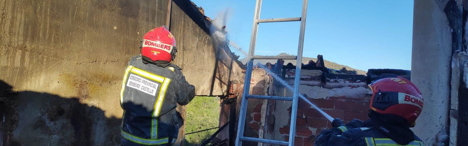 Incendios ocasionados por chimeneas en viviendas de Càlig, Peníscola, Benicàssim y Artana
