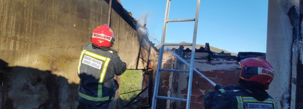 Incendios ocasionados por chimeneas en viviendas de Càlig, Peníscola, Benicàssim y Artana