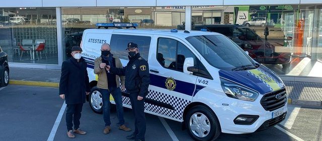 La Policia Local de Vinaròs estrena una furgoneta d’atestats per a la seua flota mòbil