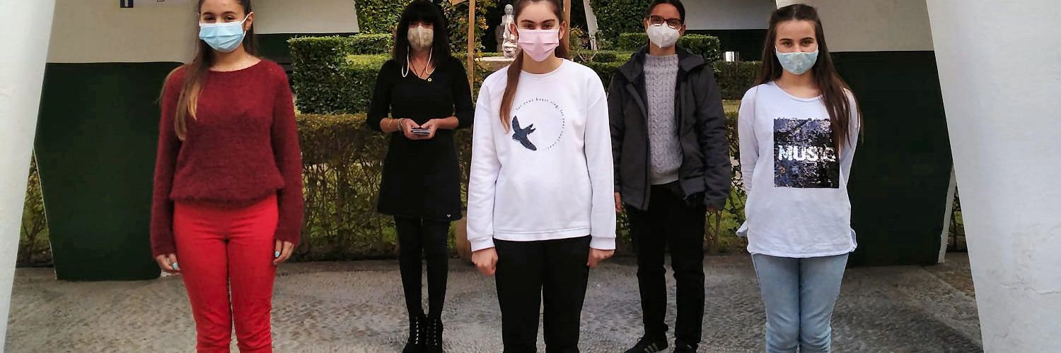 Tres distincions per a alumnes de l’IES Joan Coromines de Benicarló en el concurs de targes de Nadal