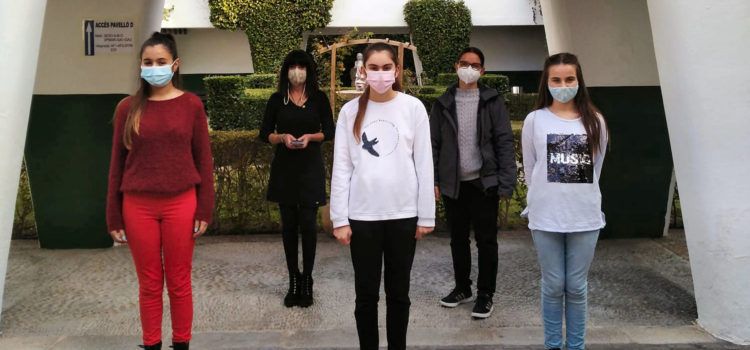 Tres distincions per a alumnes de l’IES Joan Coromines de Benicarló en el concurs de targes de Nadal