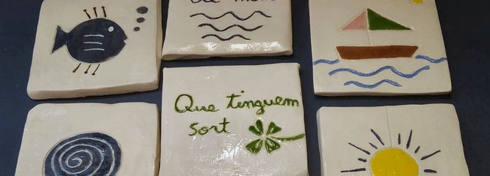 Los centros ocupacionales del IVASS, como el de Benicarló, elaboran productos artesanales para la campaña navideña